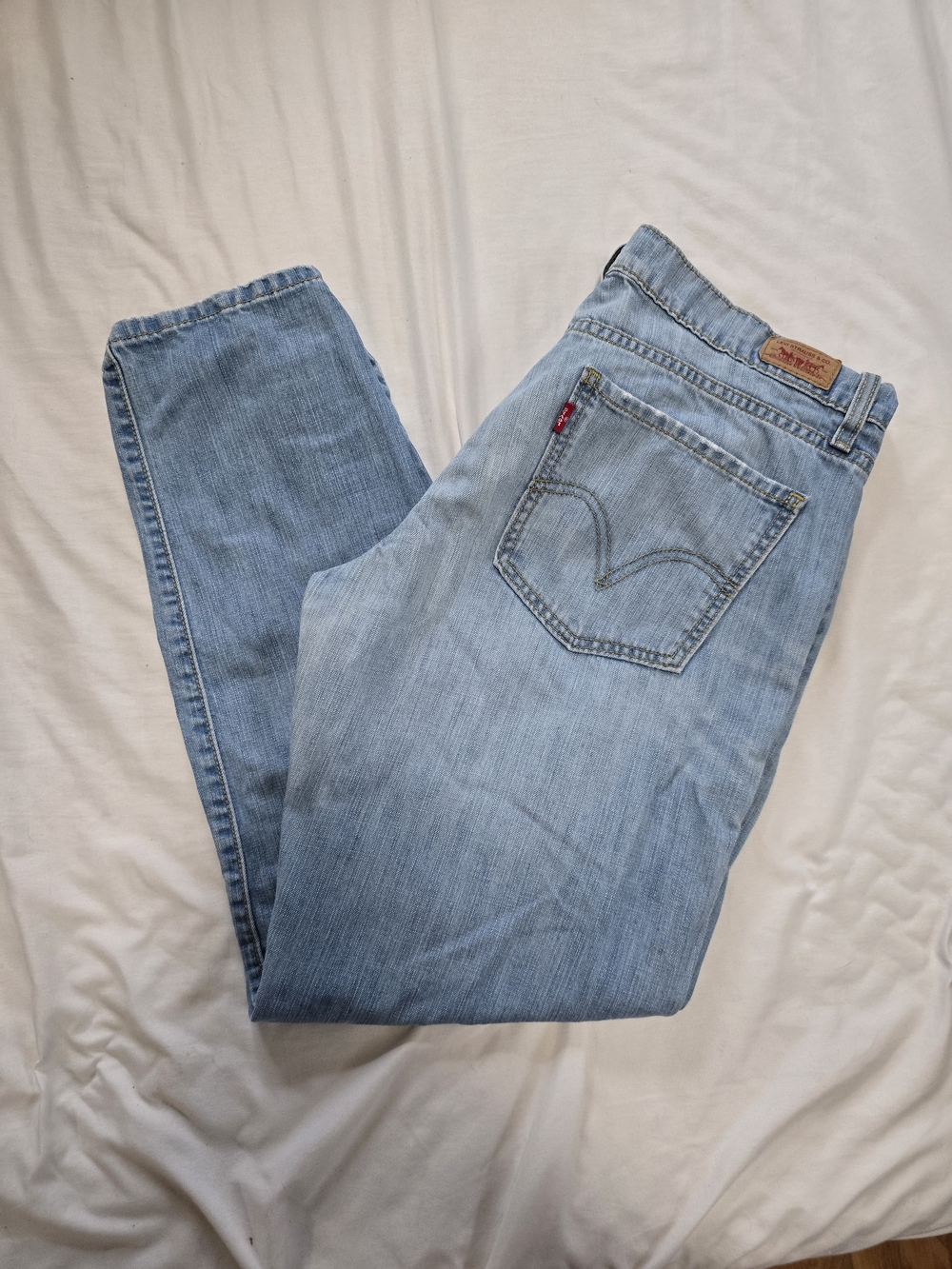 Levi's 513 Boyfriend Jeans Women's 11 Medium Light Wash Distressed Ripped